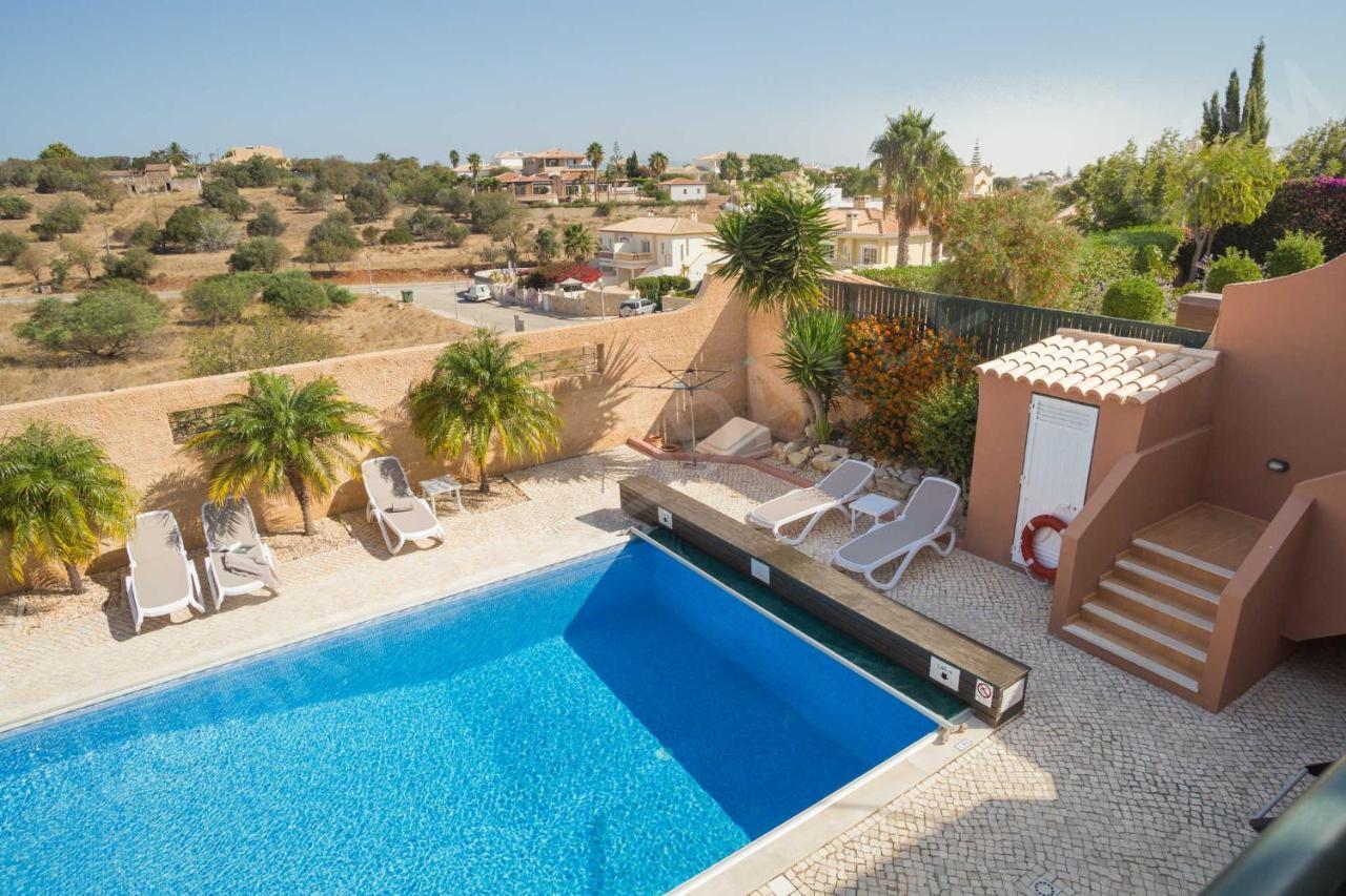 Casa Carinha Villa ลากอส ภายนอก รูปภาพ