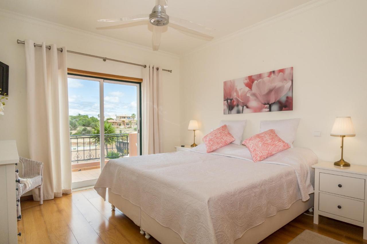 Casa Carinha Villa ลากอส ภายนอก รูปภาพ