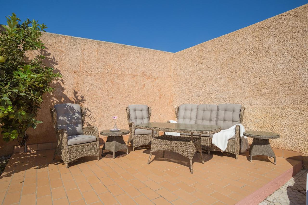 Casa Carinha Villa ลากอส ภายนอก รูปภาพ