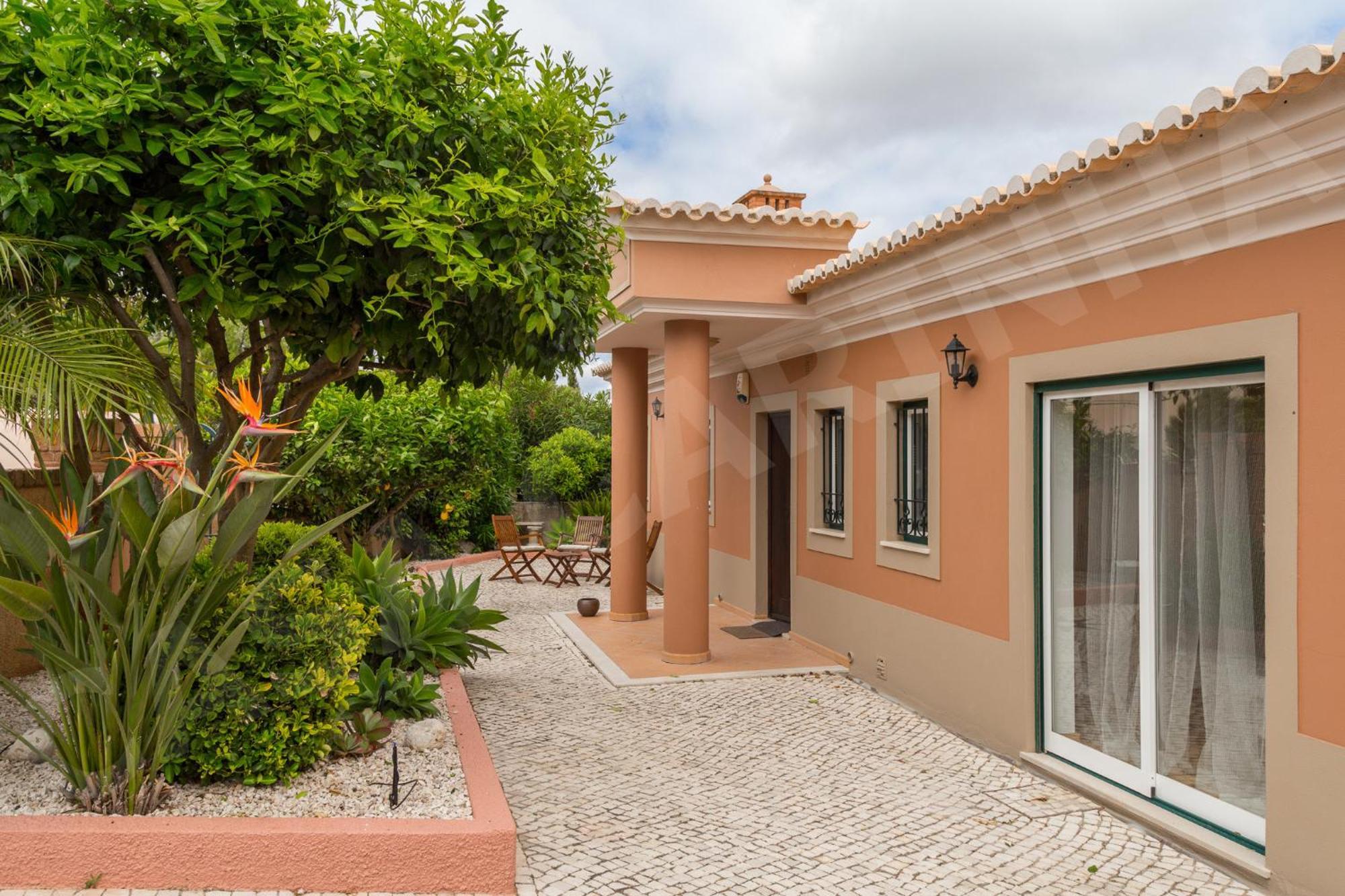 Casa Carinha Villa ลากอส ภายนอก รูปภาพ