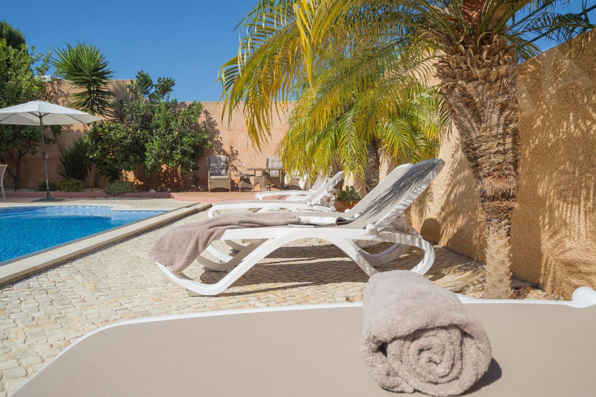 Casa Carinha Villa ลากอส ภายนอก รูปภาพ