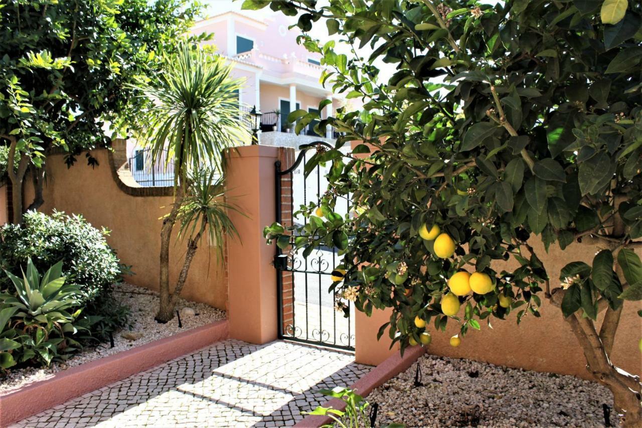 Casa Carinha Villa ลากอส ภายนอก รูปภาพ